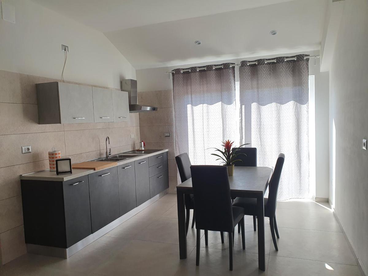 Setteabbracci Suite & Apartments Baronissi Exterior foto